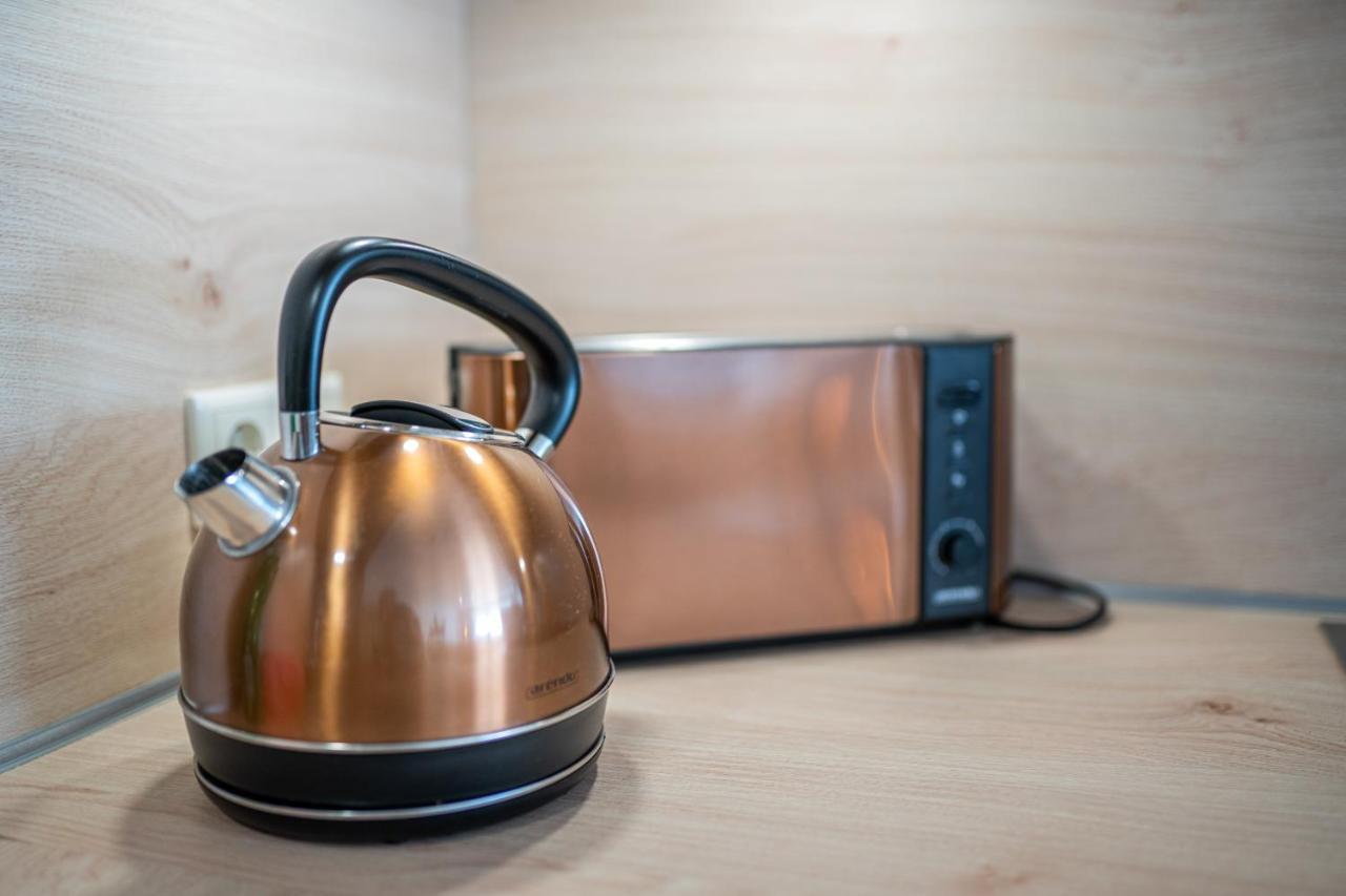 Golden Design Apartment Familie Business 6 Pers Buero Fitnessecke Naehe Messe Dus 1000 Mbit Duisburg Zewnętrze zdjęcie