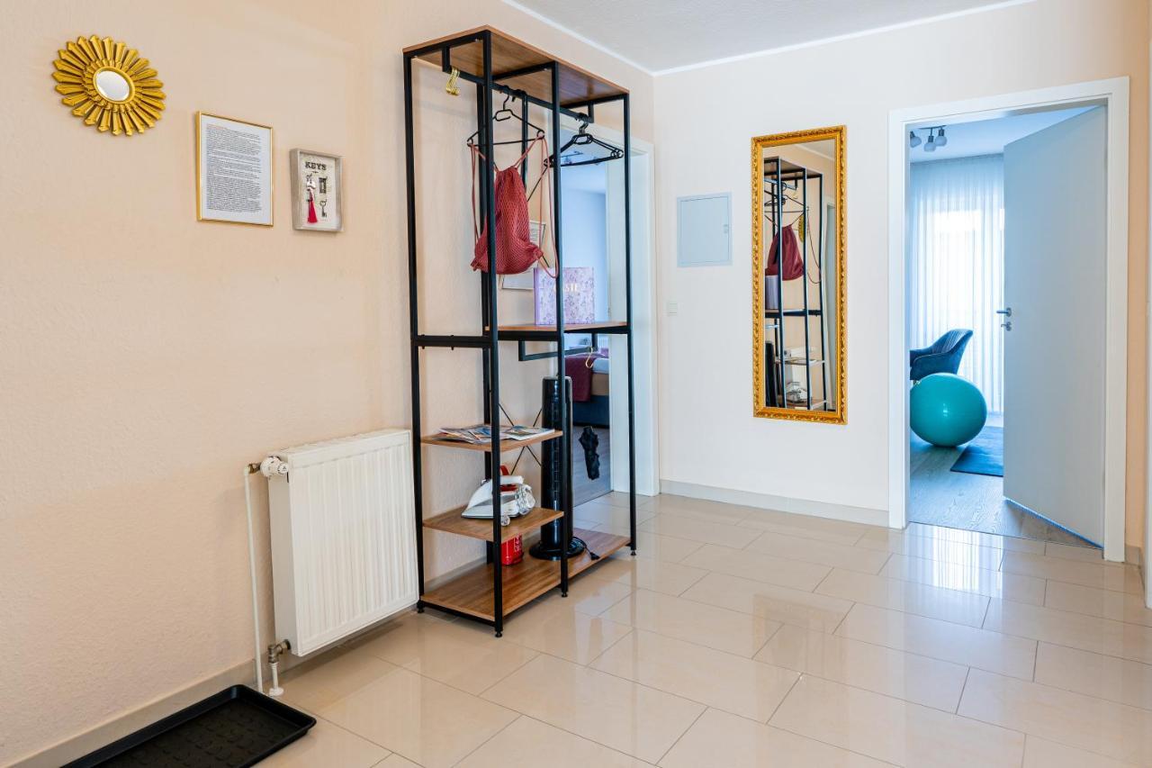 Golden Design Apartment Familie Business 6 Pers Buero Fitnessecke Naehe Messe Dus 1000 Mbit Duisburg Zewnętrze zdjęcie